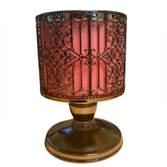 Bath & Body Works Ornate Gate Three Wick Candle Holder - Picture 5 of 6